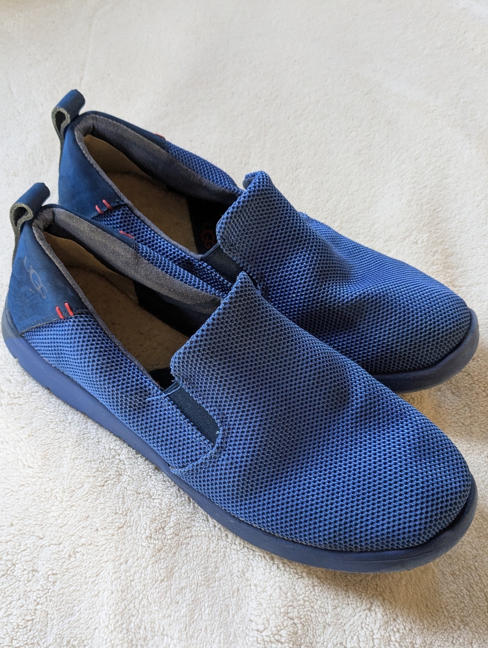 UGG Unisex-Child Gunther Hyperweave Slip-On Blue Size 6